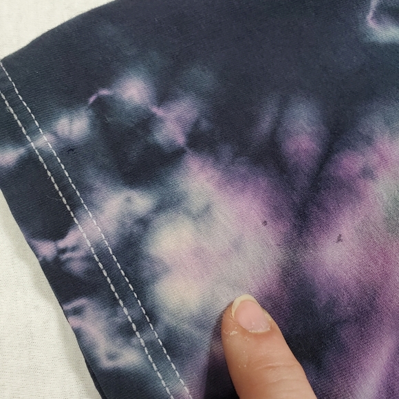 Hot Topic Blue and Purple Crop Top - Picture 9 of 16